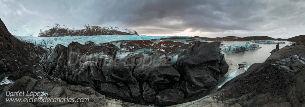 Imagen Panorámica. Frente de un Glaciar. Se me distingue pequeñito a la derecha de la imagen.Panorámica realizada por 3 fotos en vertical con Canon 5DII y 15mm